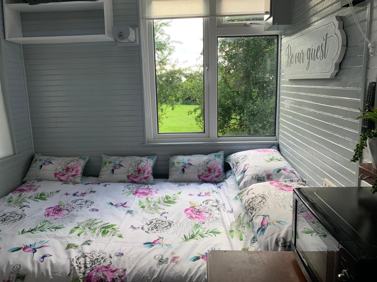 Shepherds Hut Bath Wick  Exteriér fotografie