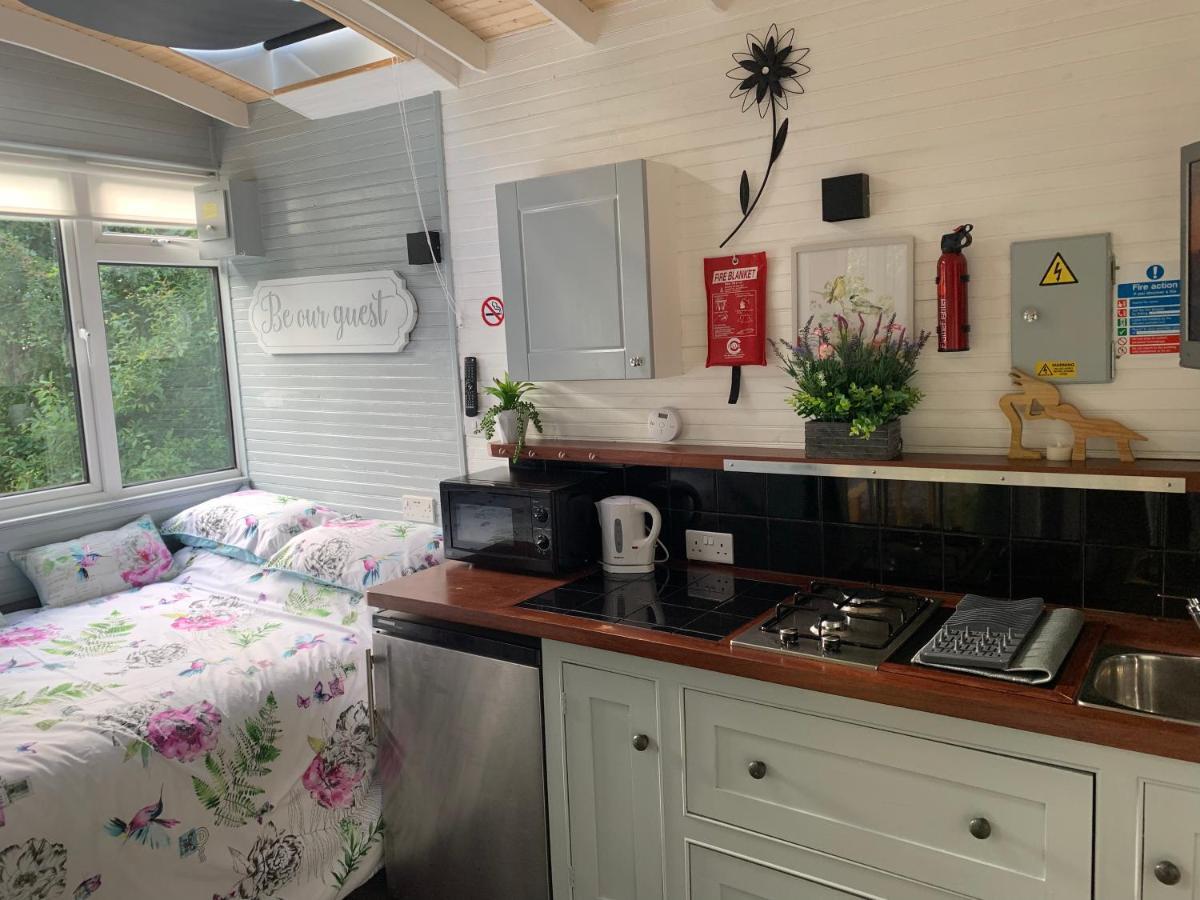 Shepherds Hut Bath Wick  Exteriér fotografie