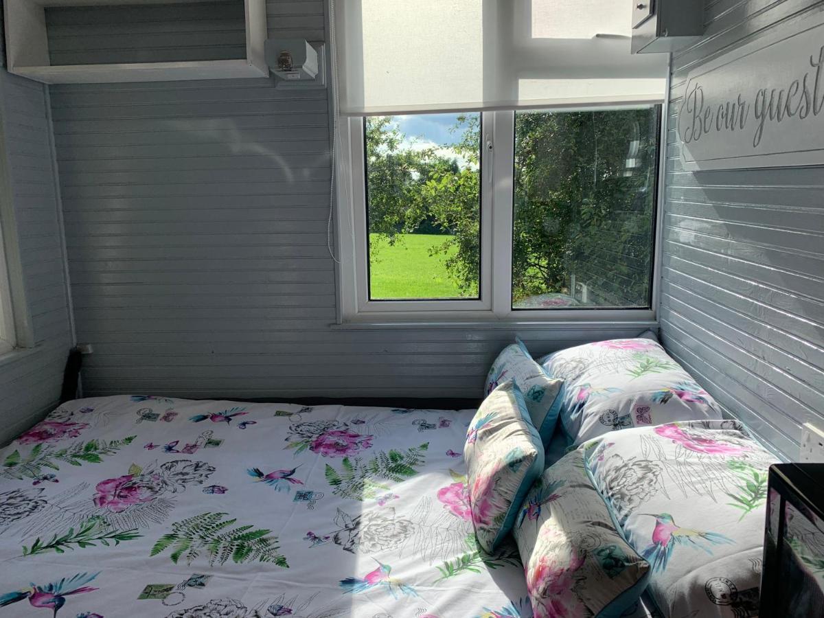 Shepherds Hut Bath Wick  Exteriér fotografie
