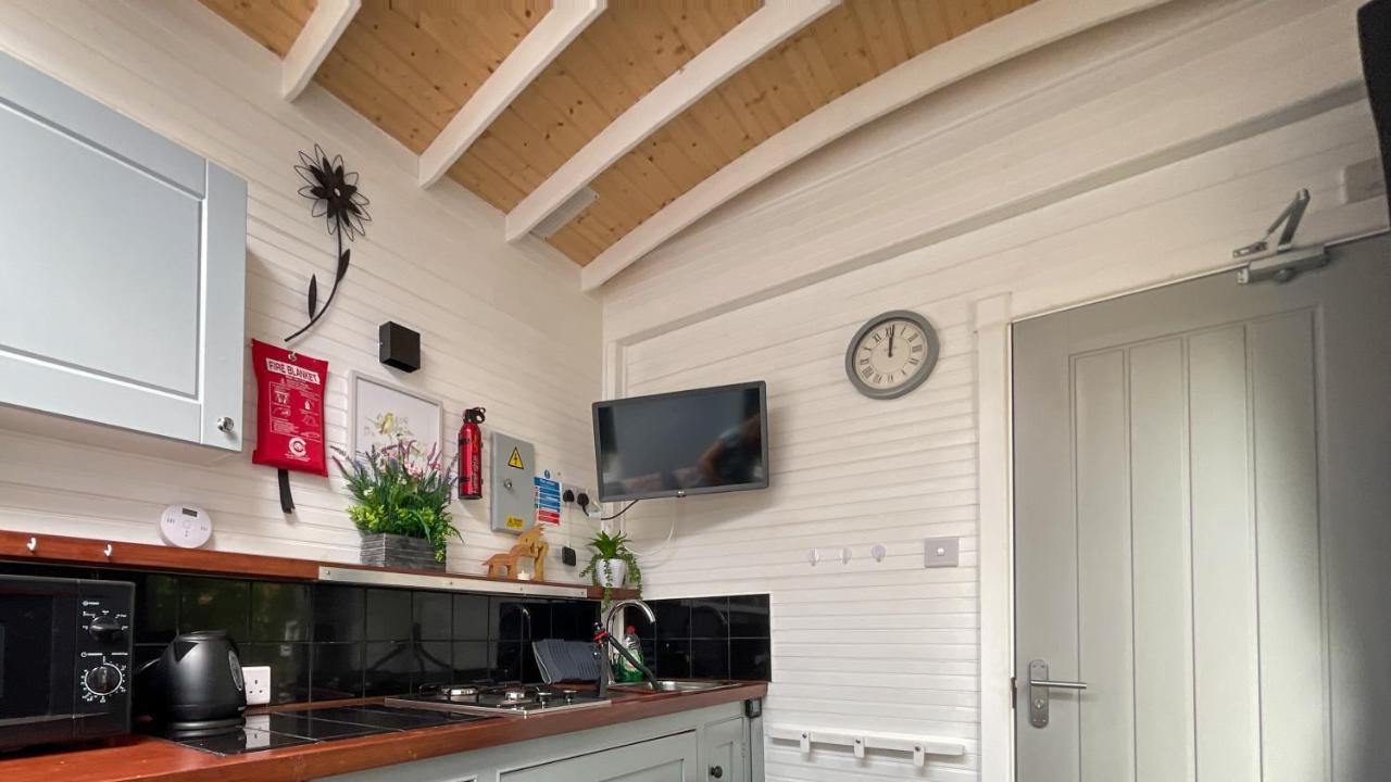 Shepherds Hut Bath Wick  Exteriér fotografie