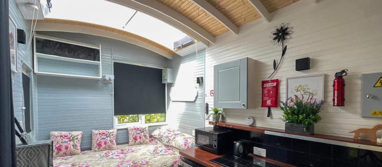 Shepherds Hut Bath Wick  Exteriér fotografie
